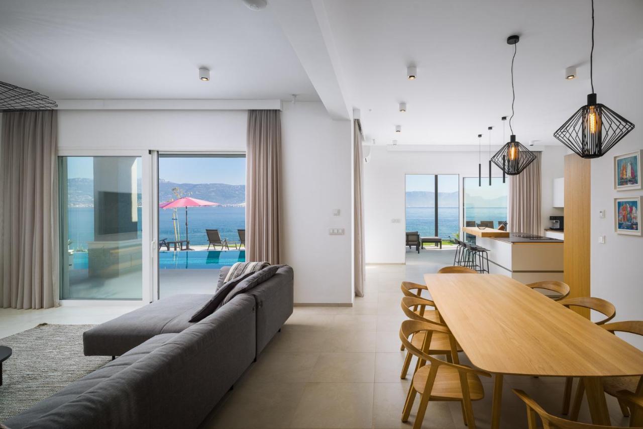 Acadia Beach Villas & Apartments Слатине Экстерьер фото