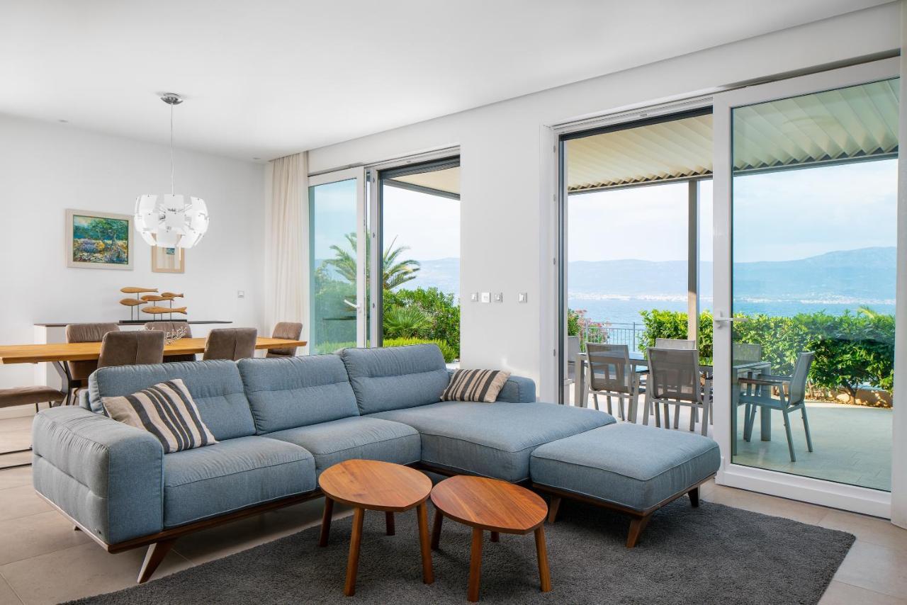 Acadia Beach Villas & Apartments Слатине Экстерьер фото