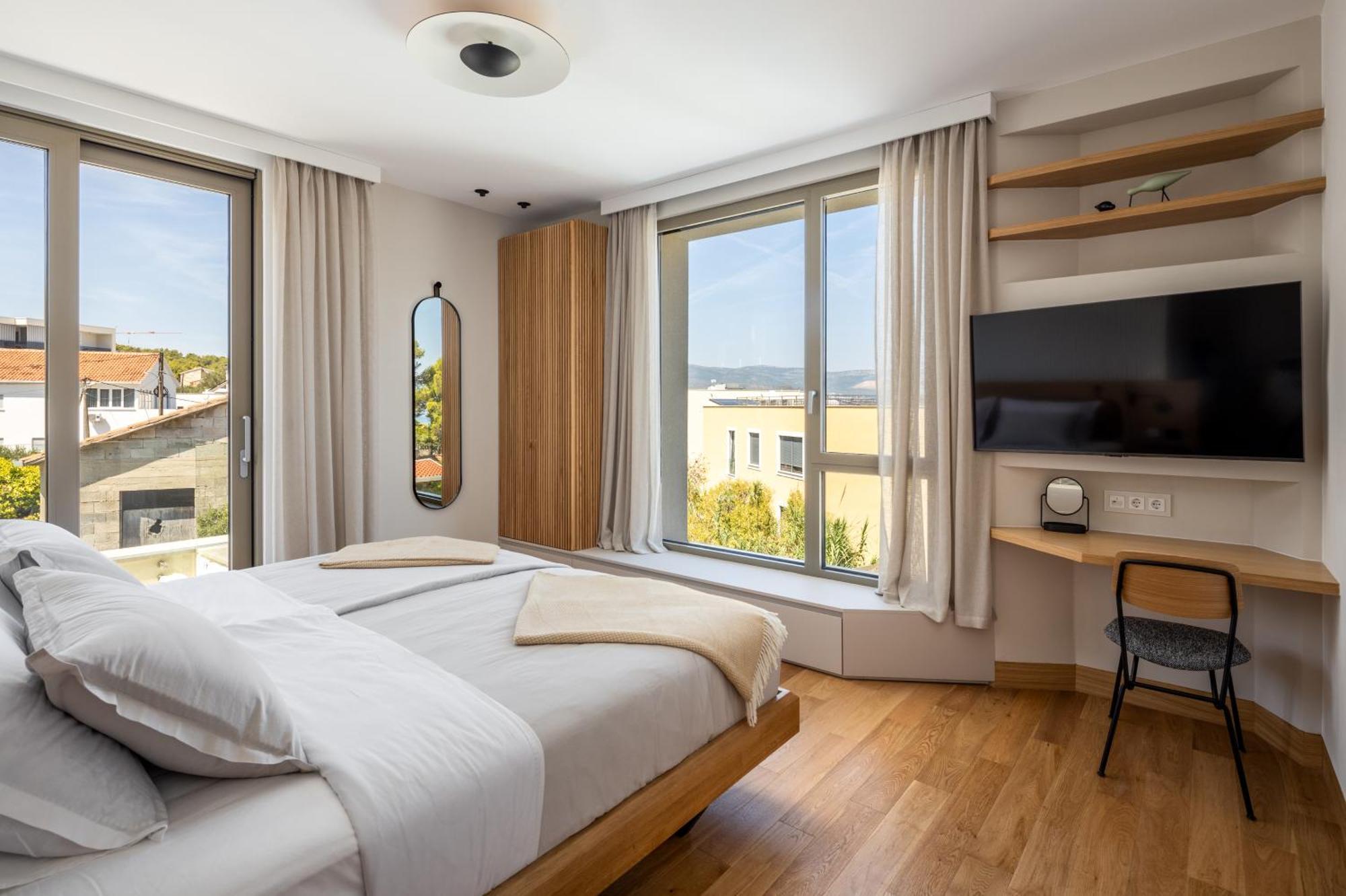 Acadia Beach Villas & Apartments Слатине Экстерьер фото