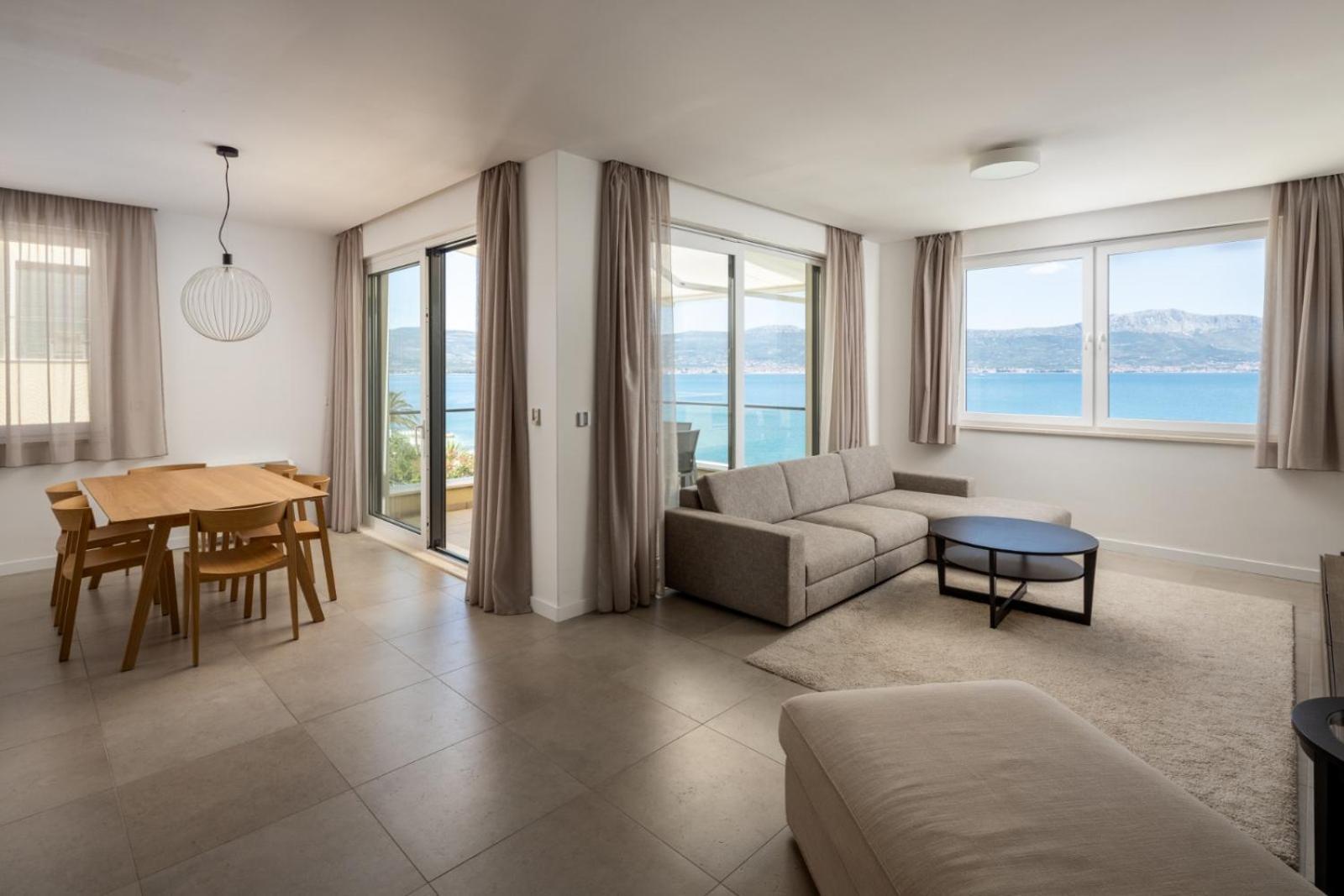Acadia Beach Villas & Apartments Слатине Экстерьер фото