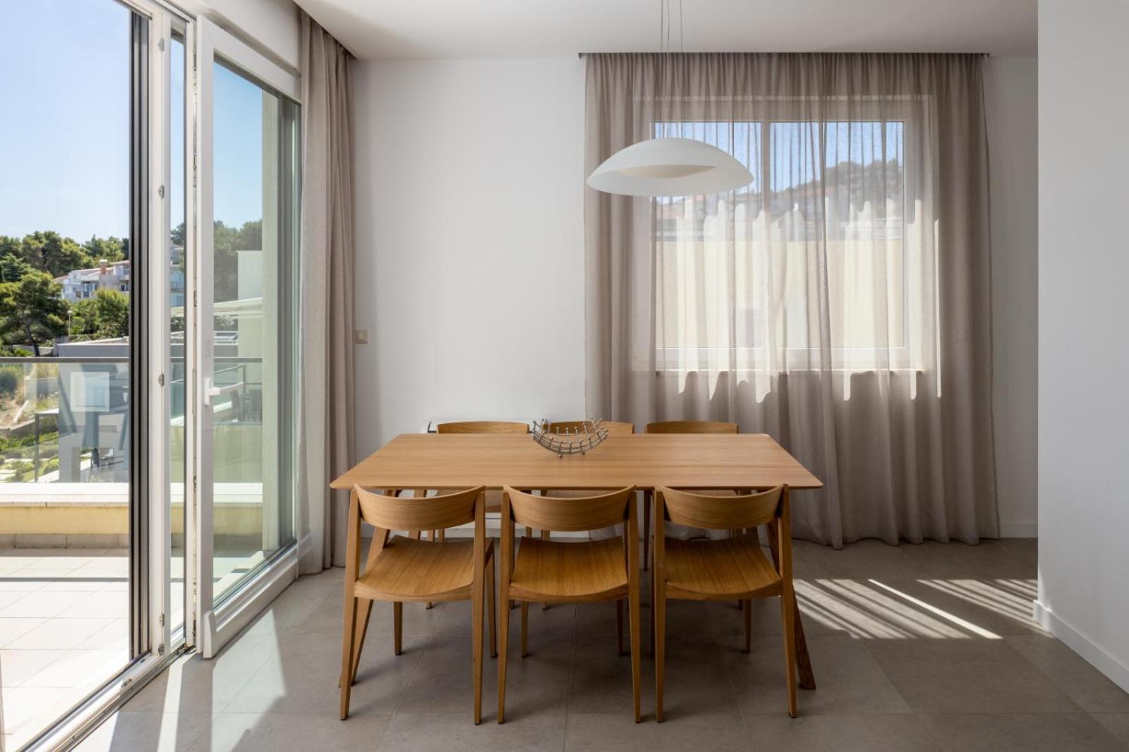 Acadia Beach Villas & Apartments Слатине Экстерьер фото