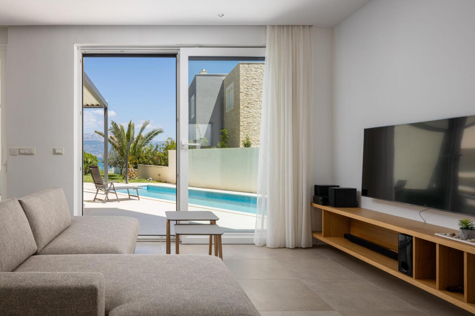 Acadia Beach Villas & Apartments Слатине Экстерьер фото